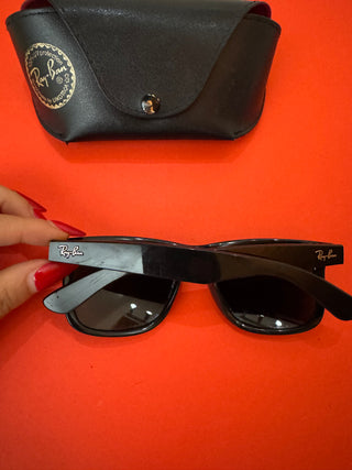 Ray ban