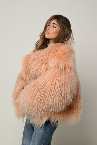 Mongolia modello Elsa collo Chanel