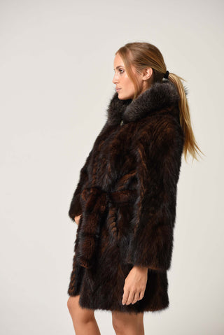 Visone con collo in volpe 272