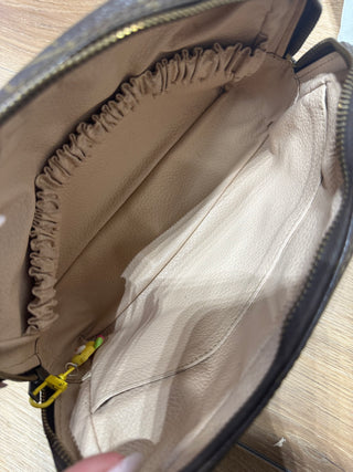 LOUIS VUITTON TROUSSE 23