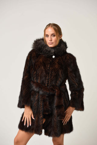 Visone con collo in volpe 272